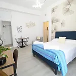 Vinros Milano Apartment
