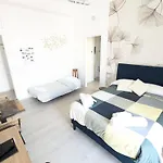 Vinros Milano Apartment